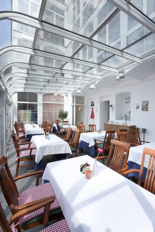 Eurowings Hotel Praga Exterior foto
