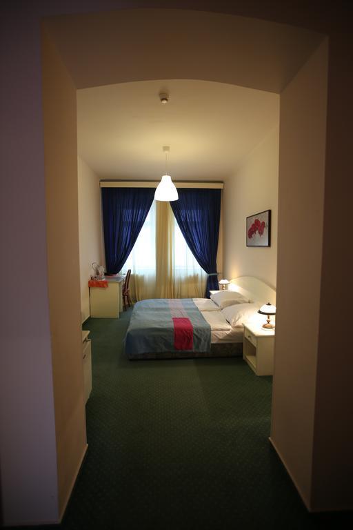 Eurowings Hotel Praga Exterior foto