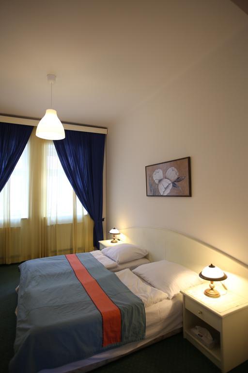 Eurowings Hotel Praga Exterior foto