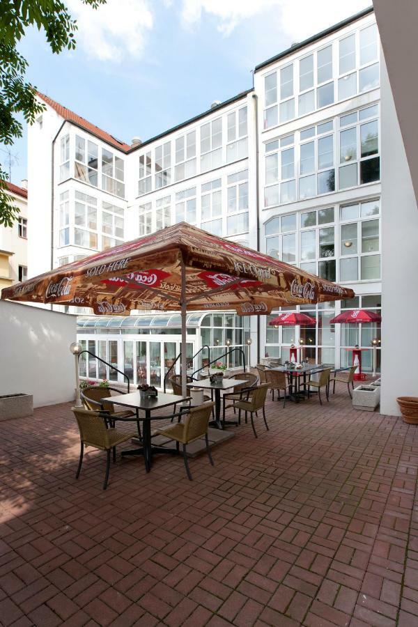 Eurowings Hotel Praga Exterior foto